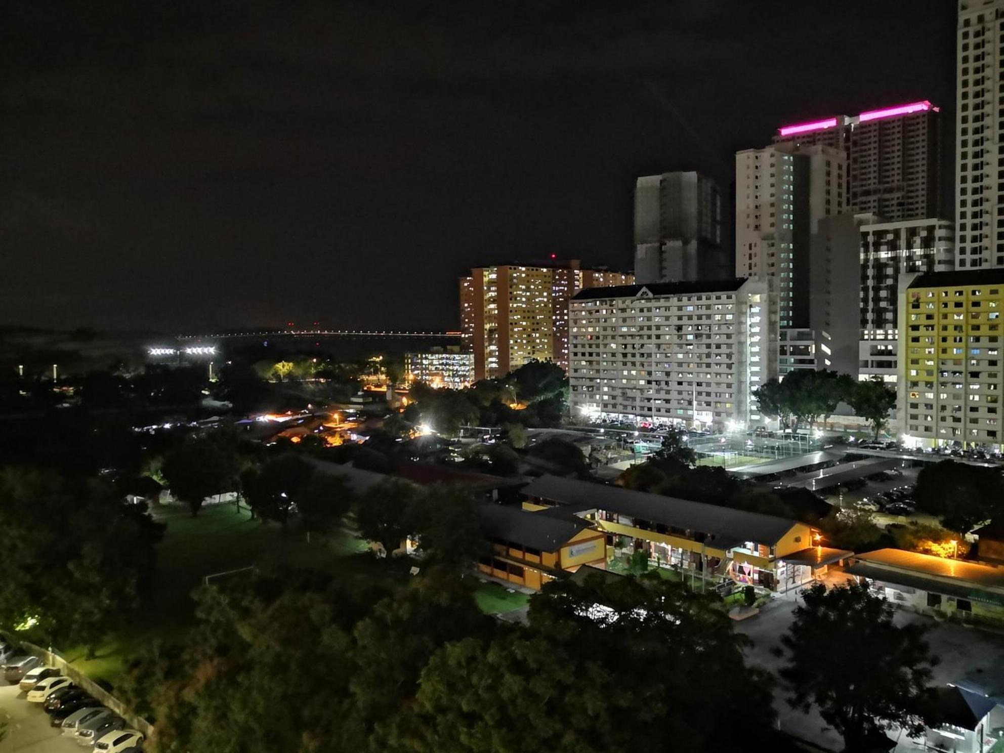 Strait Garden Suites X Ace Pro @ George Town Jelutong Exteriör bild